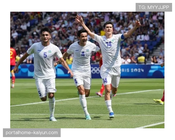 乌兹别克斯坦核心球员评估：胡萨诺夫在后防线的领导作用分析